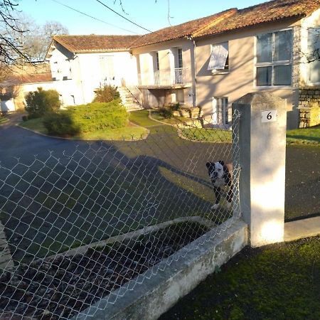Chambre Privee Chez L'Habitant Et Partage Des Partie Communes Fontivillie ภายนอก รูปภาพ